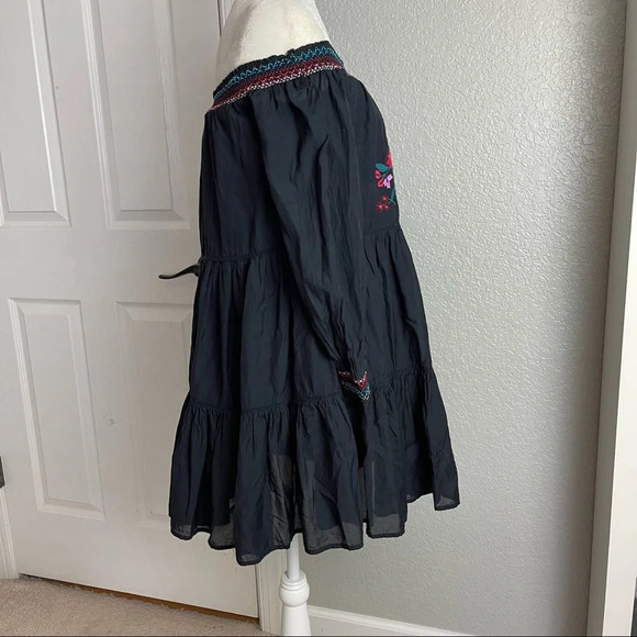 Free People Sunbeams Black Embroidered Off Shoulder BohoFestival Minidress Sz XS - Picture 7 of 12